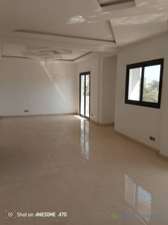 studio-a-louer-almadies-big-0