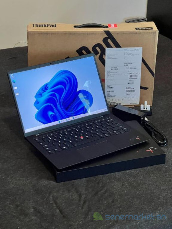 lenovo-x1-carbon-gen-9-big-0