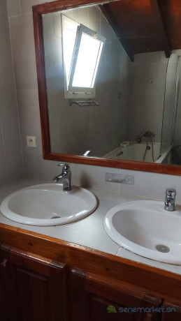 belle-villa-meublee-en-residence-a-louer-a-saly-big-4