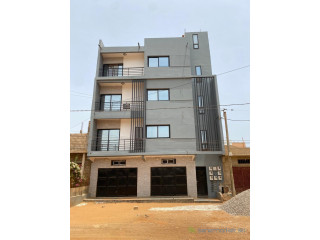 Appartement F4 à louer zac mbao