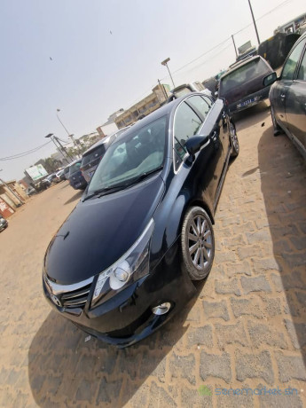toyota-avensis-2015-manuelle-diesel-big-4