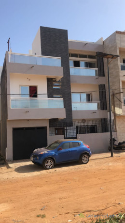 immeuble-r2-de-150m2-avec-vue-sur-mer-a-vendre-a-golf-sud-big-0