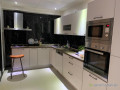 villa-meublee-de-5-pieces-a-louer-a-mermoz-small-2