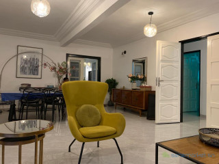 Villa meublée de 5 pièces à louer à Mermoz