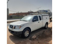 nissan-frontier-annee-2017-automatique-essence-small-3