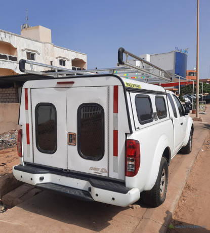 nissan-frontier-annee-2017-automatique-essence-big-1