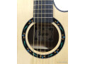 guitare-acoustique-seche-small-2