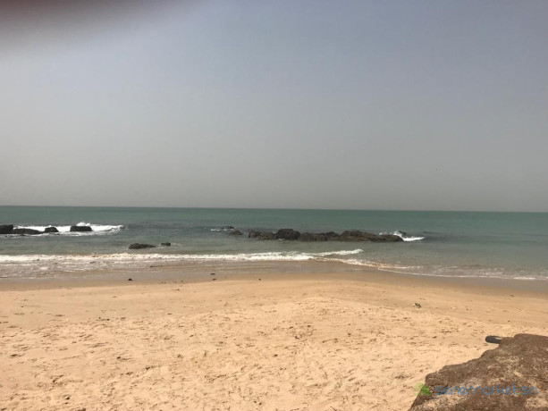 a-vendre-a-ngaparou-proche-de-la-dreve-des-belges-une-magnifique-villa-a-150-metres-de-la-plage-sur-un-terrain-de-560m2-big-1
