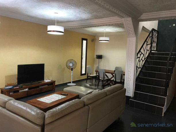 a-vendre-a-la-somone-une-tres-belle-villa-de-297m2-habitable-sur-un-terrain-de-751m2-big-2
