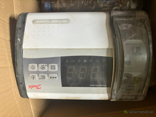 regulateur-pour-chambre-froide-big-0