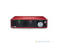 carte-son-focusrite-scarlette-4i4-3em-generation-small-0