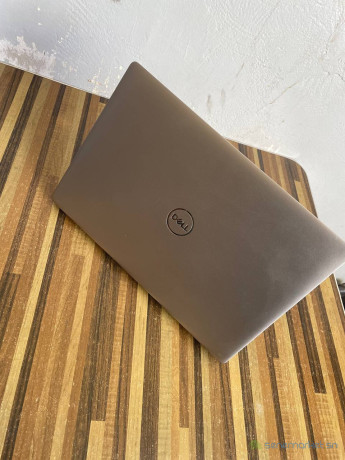 dell-latitude-5410-ecran-tactile-big-2