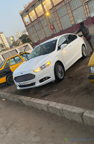 ford-fusion-titanium-2015-big-0