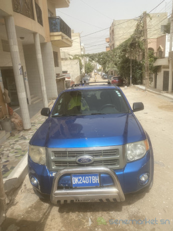 location-ford-escape-big-1