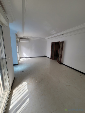 appartement-de-3-chambres-salon-a-louer-aux-almadies-big-0