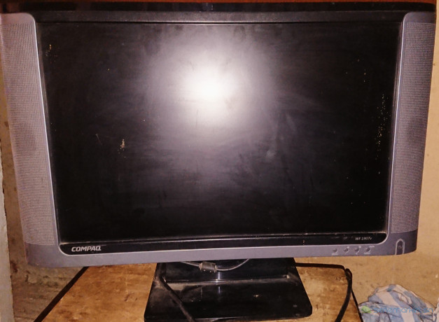 ecran-compaq-avendre-big-0