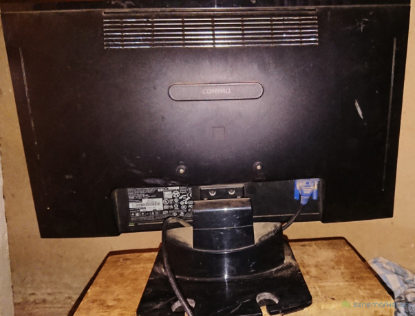 ecran-compaq-avendre-big-1