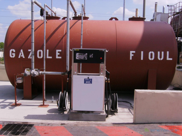 vente-de-carburants-gasoil-et-essence-big-0