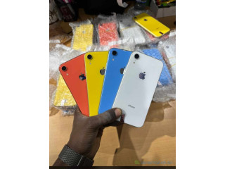 NEW STOCK VENANT IPhone Xr 128 gb
