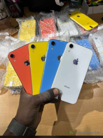 new-stock-venant-usa-iphone-xr-64gb-big-0