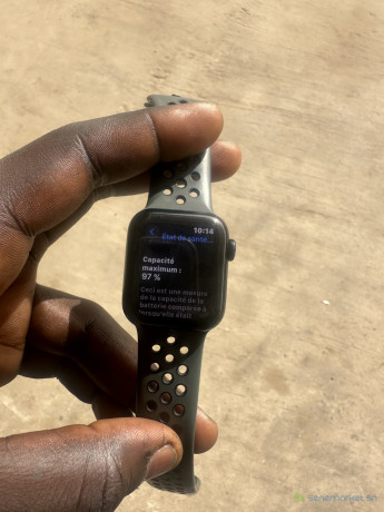 apple-watch-se-2022-2eme-generation-gps-cellulaire-40mm-big-1