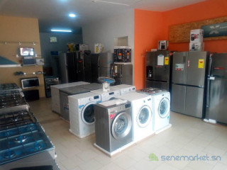 Grand garage pour depot