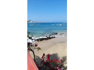 Très rare, une très belle villa à vendre sur l'île de Ngor pieds dans l'eau.