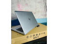 icone-de-web-mondial-un-solide-pc-ultraportable-pour-les-pros-small-0