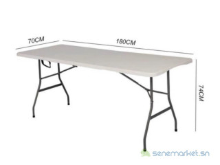 Table pliable en plastique 180cm