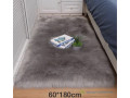 tapis-de-sol-en-fausse-fourrure-18060cm-small-2