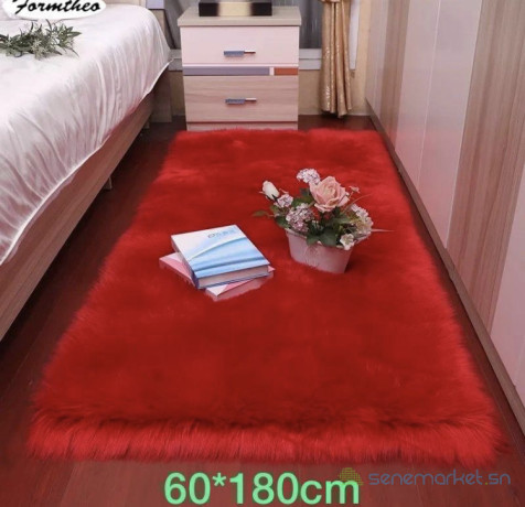 tapis-de-sol-en-fausse-fourrure-18060cm-big-4
