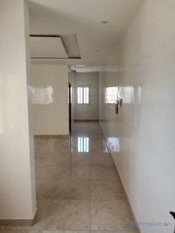 studio-a-louer-comico-ouakam-4-eme-etage-big-2