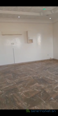bel-appartement-f4-a-louer-a-ngor-big-0