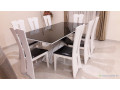 table-a-manger-avec-8-chaises-small-0