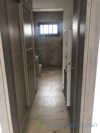 f4-a-louer-dans-une-somptueuse-residence-big-2