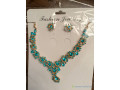 collier-et-boucle-doreille-pour-femme-small-1