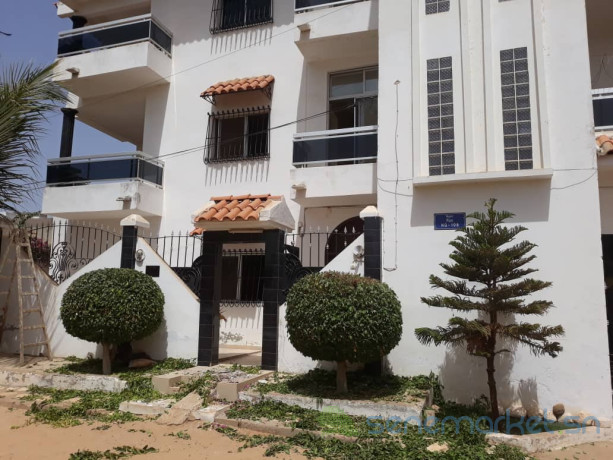 villa-duplex-a-louer-big-0
