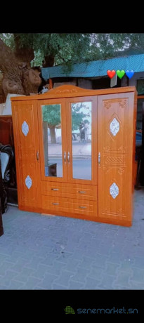 armoire-4-battants-a-vendre-big-0