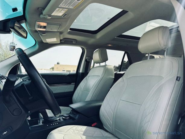 ford-explorer-platinium-2017-big-3