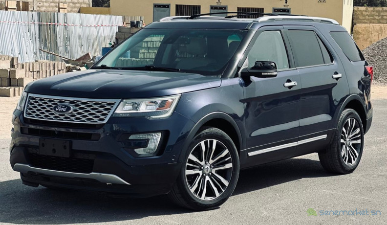 ford-explorer-platinium-2017-big-1
