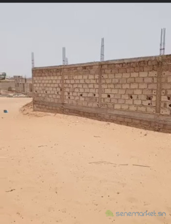 terrains-350m2-ndiakhirat-cloture-double-signature-big-1