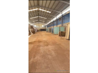 Hangar 1000m2 à louer à Bargny