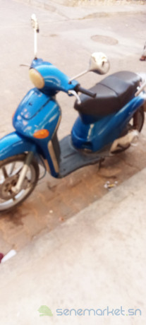 moto-liberty-50-cc-2-temps-a-vendre-big-1