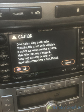toyota-avensis-d4d-diesel-climatise-big-0