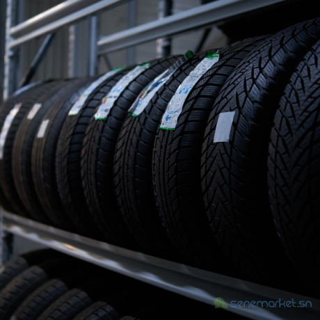 pneus-de-qualite-superieure-pour-tout-type-de-vehicule-big-1