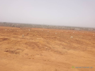 Terrains à vendre vers Sébikotane KM 50