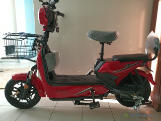 ELECTRIQUE moto