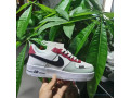 chaussures-nike-small-0