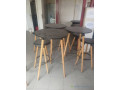 3-tables-hautes-et-9-chaises-small-1
