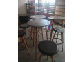3-tables-hautes-et-9-chaises-small-0